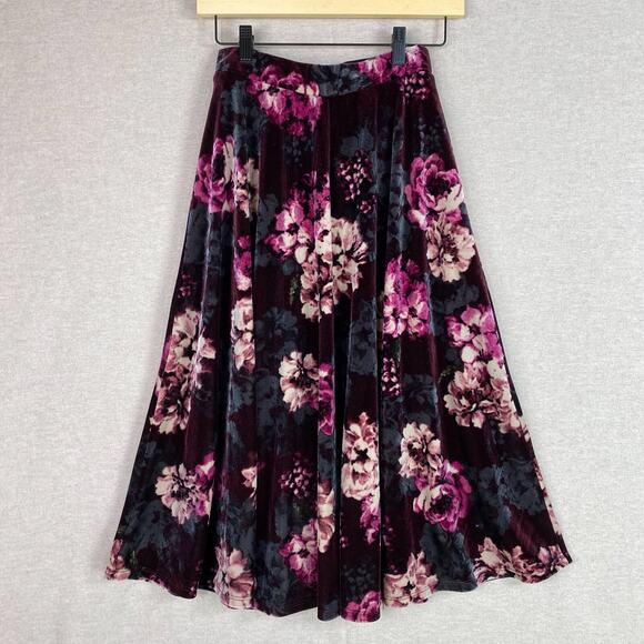 Vintage Y2K Womens Dark Floral Velvet Midi Skirt Size S Boho Whimsigoth Fairy - Picture 1 of 9